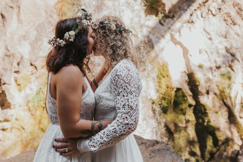 Oregon Forest Elopement by Marissa Solini Photography
